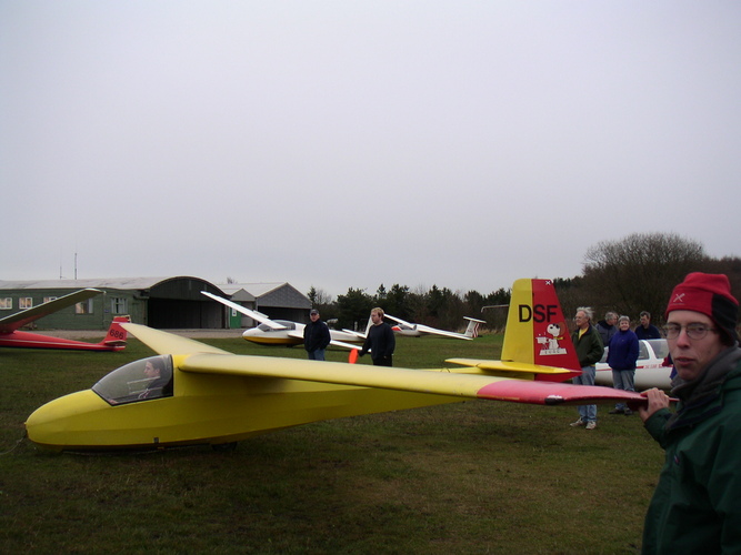 Martin about to embark on this first solo aerotow in Snoopy, from Sutton Bank