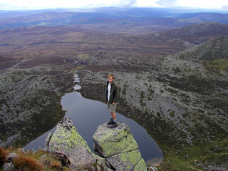 Andy on the edge of Lochnagar